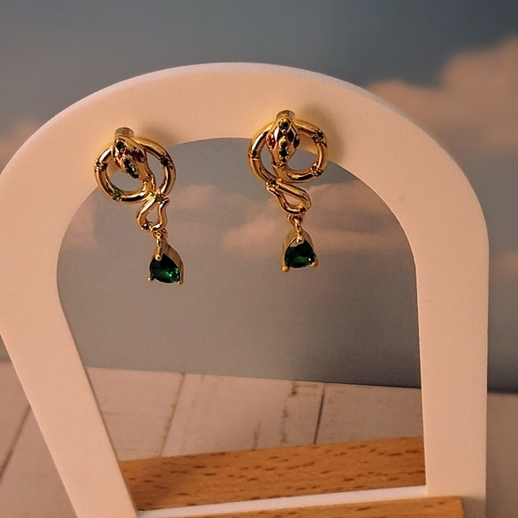 Pretty Bird Serpent Drop Earrings – Emerald Luxe & Snake Charmer Vibes - Picture 7 of 11